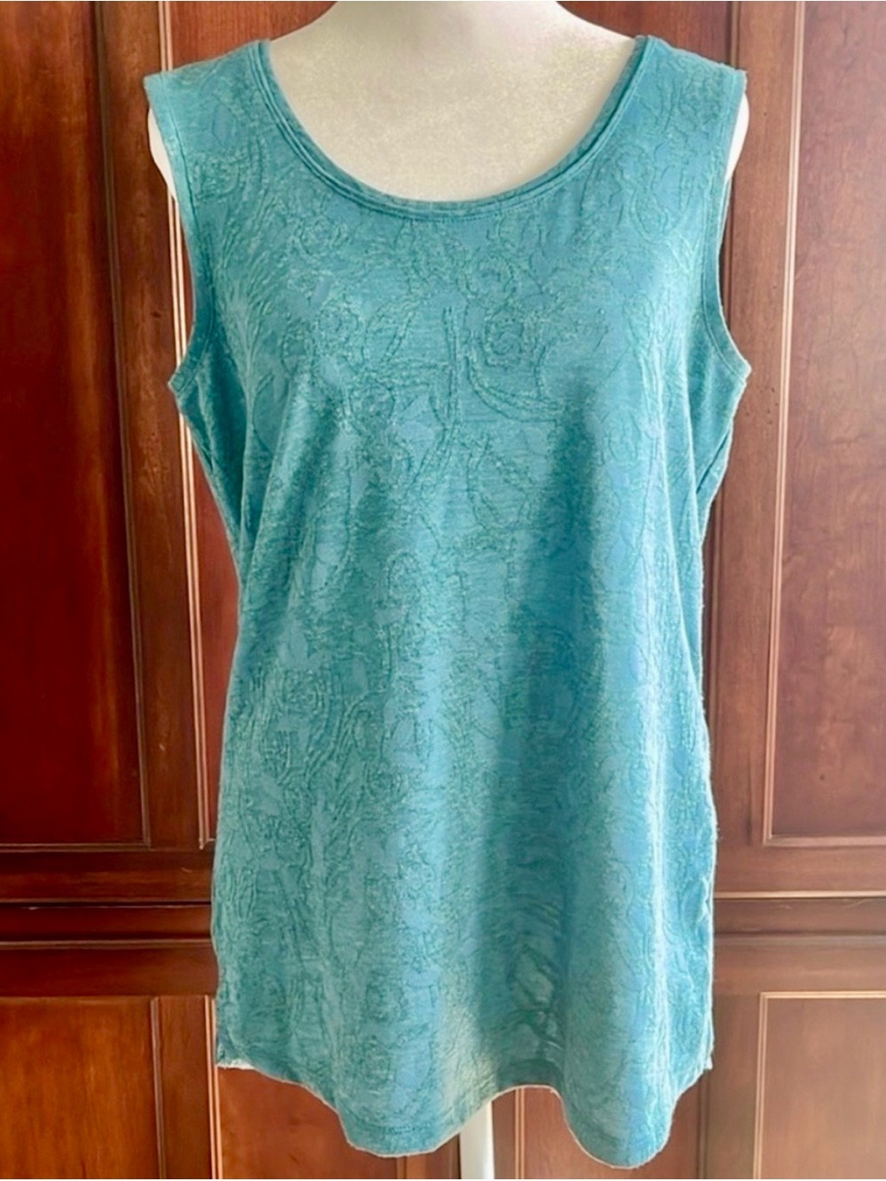 Simply Vera Vera Wang Sleeveless, Relaxed Fit Top w/Raised Floral Stitch in Teal